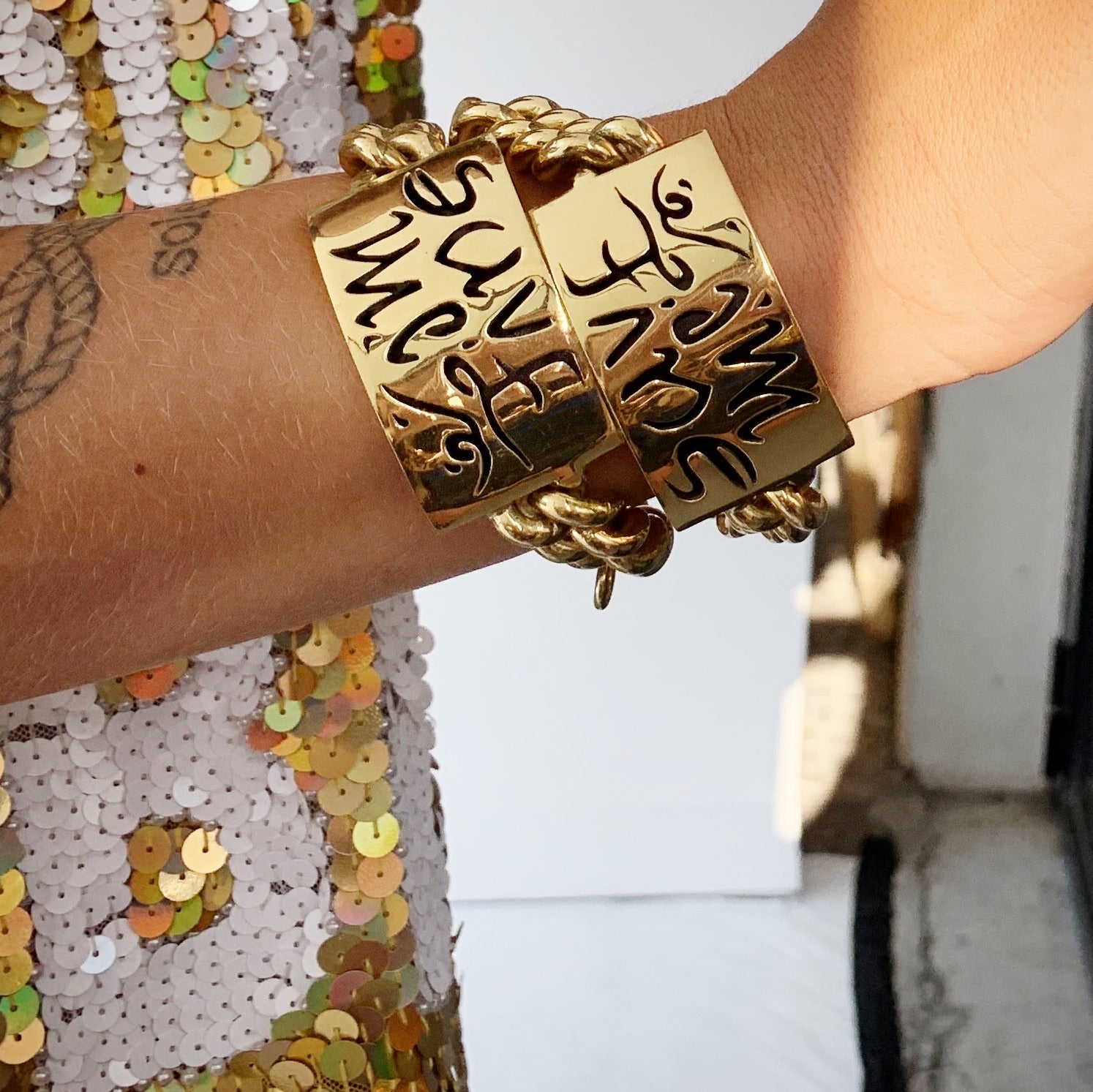 SAVE ME, I'M FINE - Status Update Bracelet Unisex